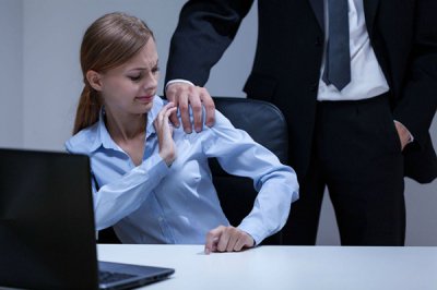 职场女性遇到性骚扰怎么办