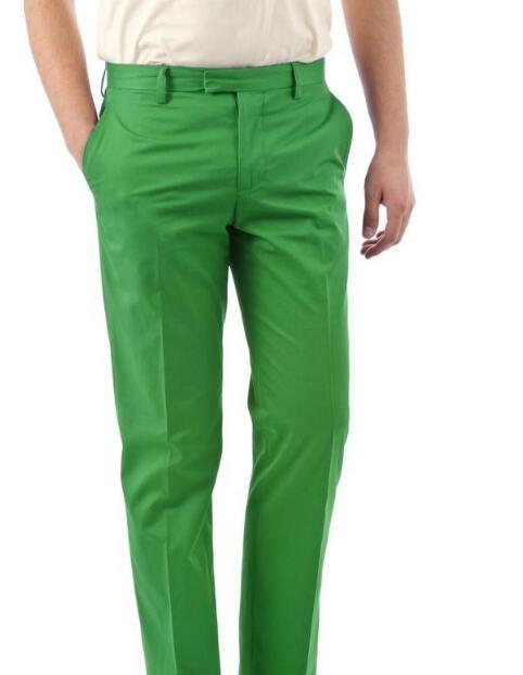 男生绿色的裤子怎么搭配衣服