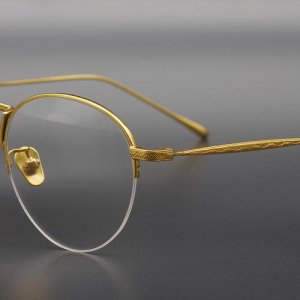 近视眼镜架哪个品牌好？ 什么牌子的近视眼镜架性价比高