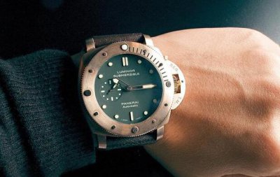 男生用什么手表好 成功男士带什么手表？