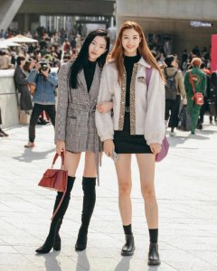 2022韩国时尚穿搭街拍图片