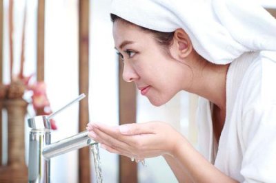 洗面奶皮肤会变好吗 为什么用洗面奶皮肤越来越差？