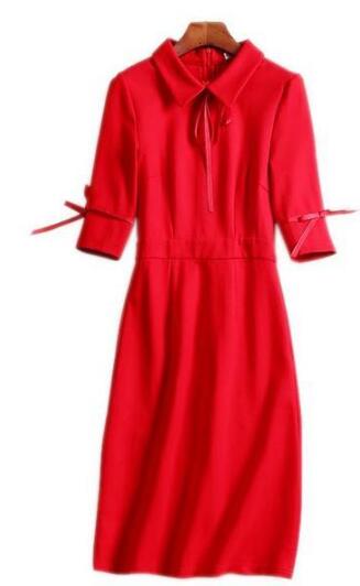 2022年新款红色连衣裙