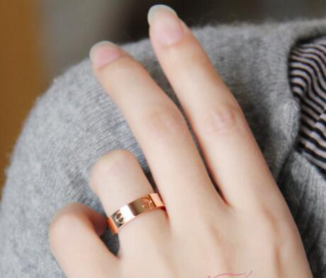 精致女人最爱的卡地亚戒指|