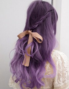 葡萄紫头发老气吗 葡萄紫头发需要漂吗
