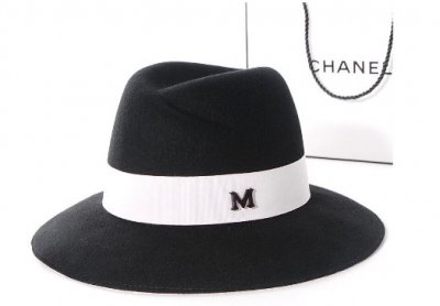 帽子上有个m是什么牌子 maison michel是什么档次