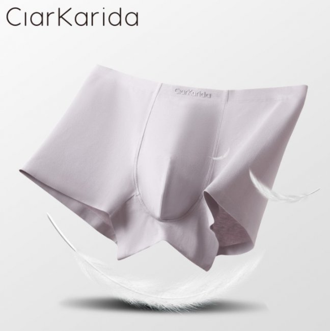 clarkarida是ck吗