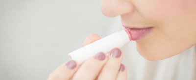 唇蜜可以代替唇膏吗 唇彩、唇蜜、唇膏的区别