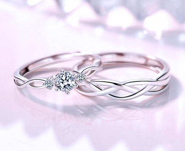 求婚戒指和结婚戒指是同一个吗