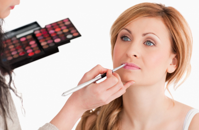 化妆不用隔离直接用粉底液可以么 粉底液在什么时候用