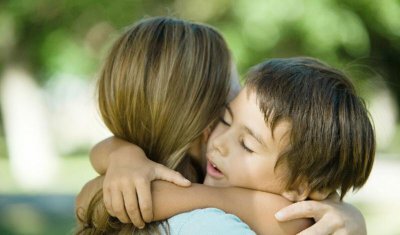 缺少母爱孩子5种心理 从小缺少母爱孩子有什么表现