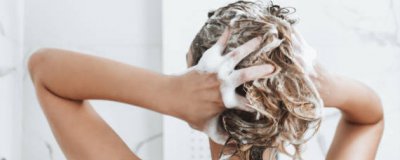 头发染烫干枯受损用什么修复 头发经常烫染 导致干枯毛躁用啥洗发水