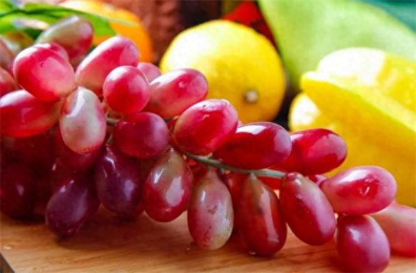 十种越吃越白的水果