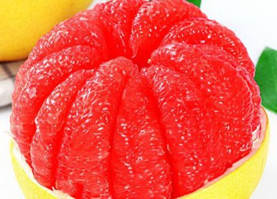 吃柚子有什么好处和坏处 柚子的好处和坏处有哪些？