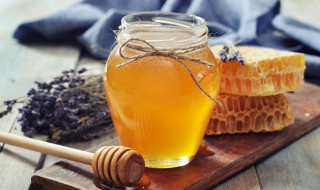 茶叶茶里能放蜂蜜吗